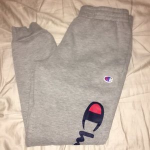 Youth M champion joggers!